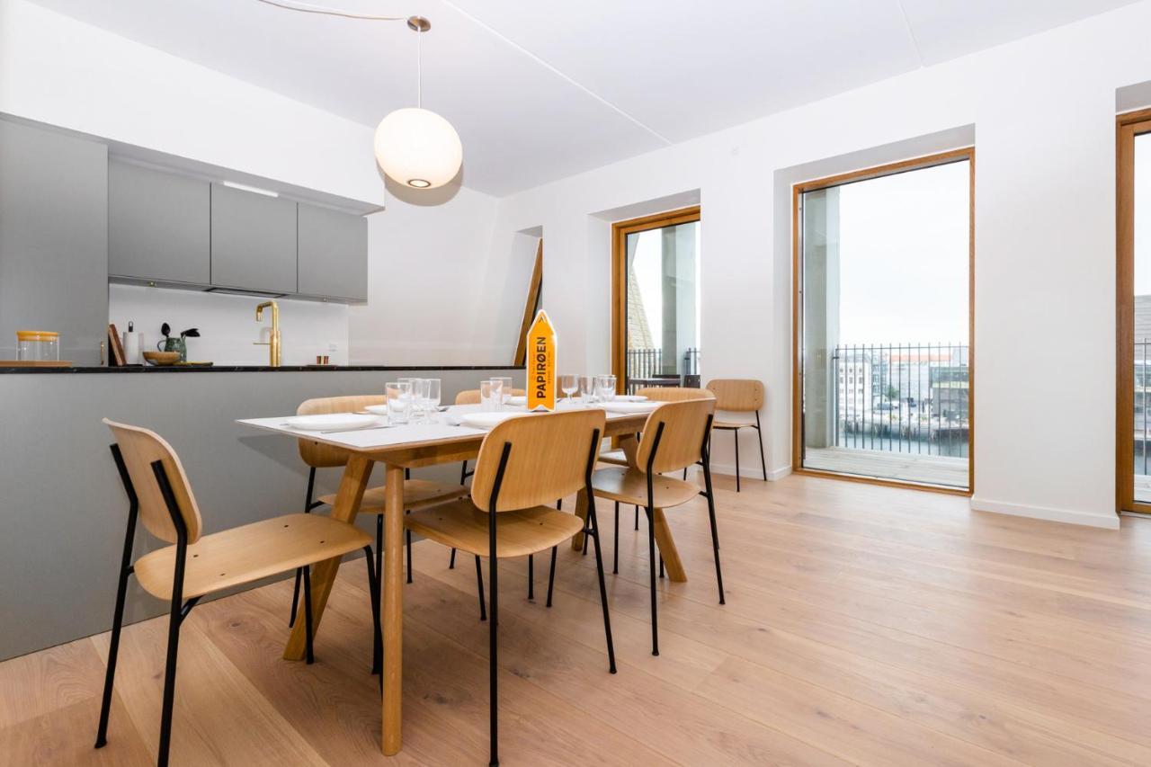 Udsigt Til 20.000.000 Dkk - M.Plads Til 6 Personer Apartamento Copenhaga Exterior foto