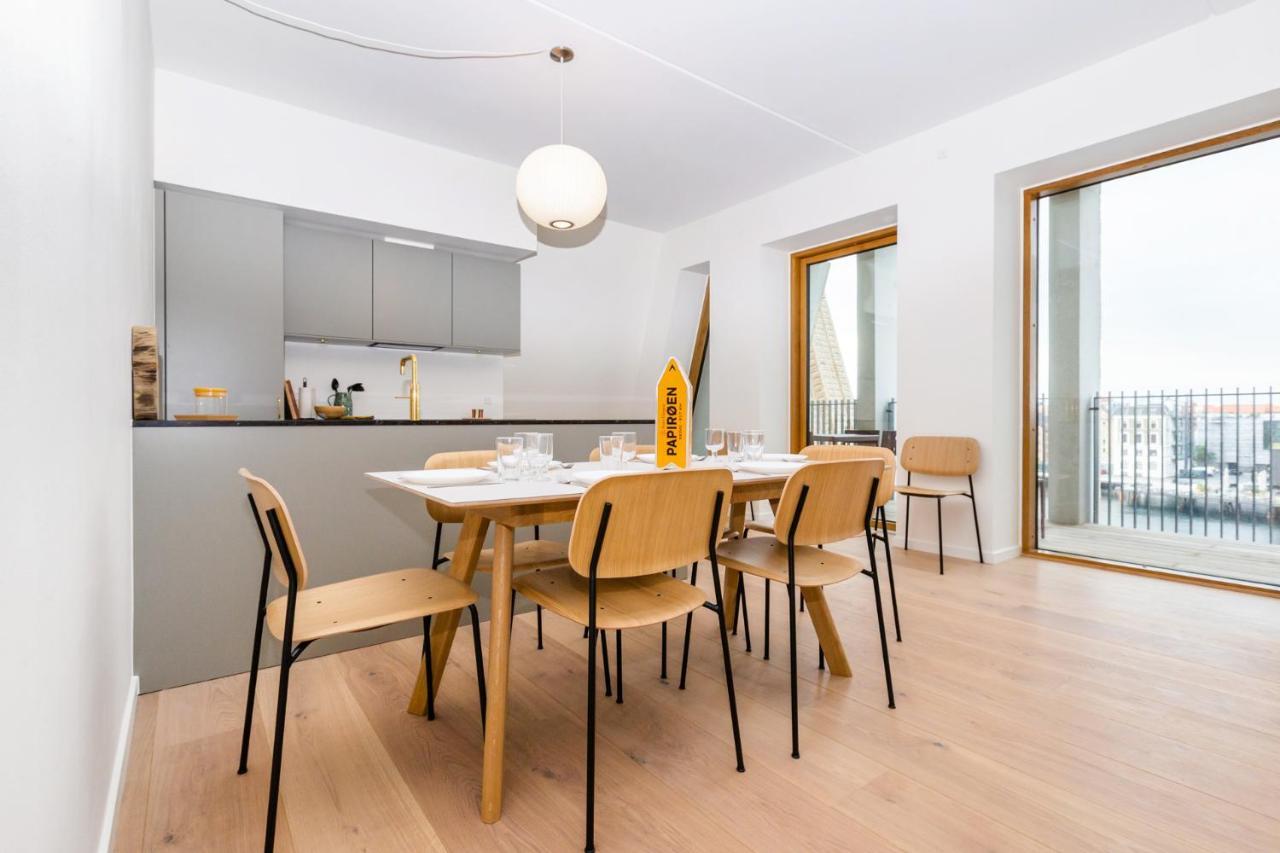 Udsigt Til 20.000.000 Dkk - M.Plads Til 6 Personer Apartamento Copenhaga Exterior foto